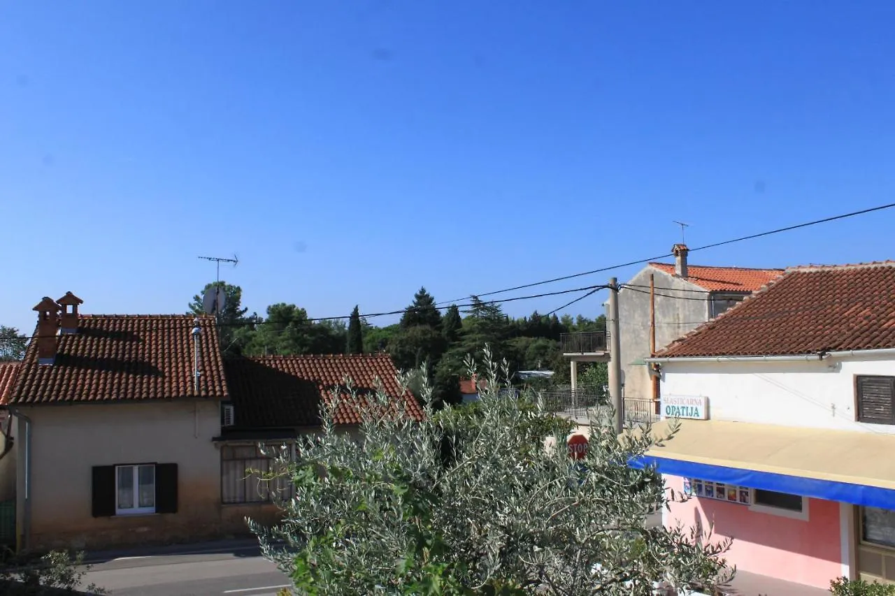 Studio Basanija 7148A Savudrija Croatia